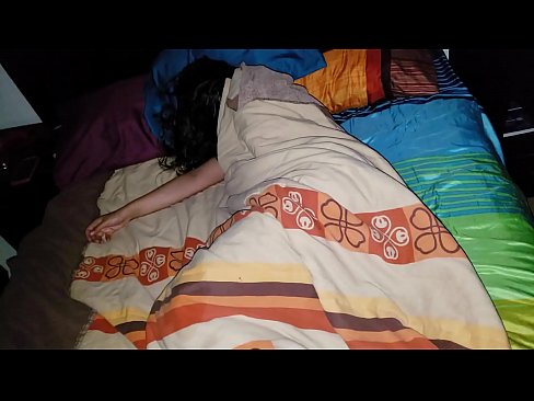 ❤️ ස්ටේප්සන් තම තරුණ සුළු මව නිදා සිටියදී ඇයට බැණ වදියි. ❤ Hard කාමුක අප වෙත ❌️❤